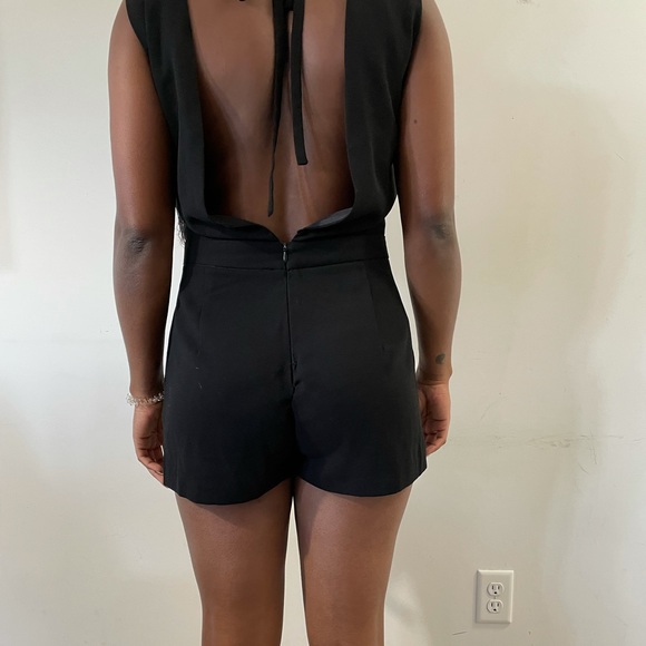 Perfect sexy black jumpsuit / romper for night out - Picture 2 of 3